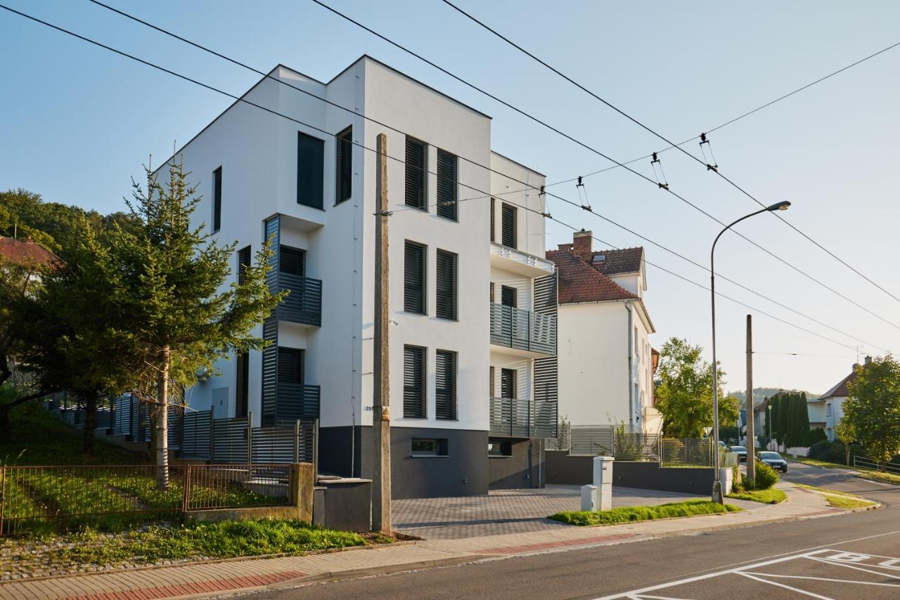 Ella Apartments Zlin Exterior photo